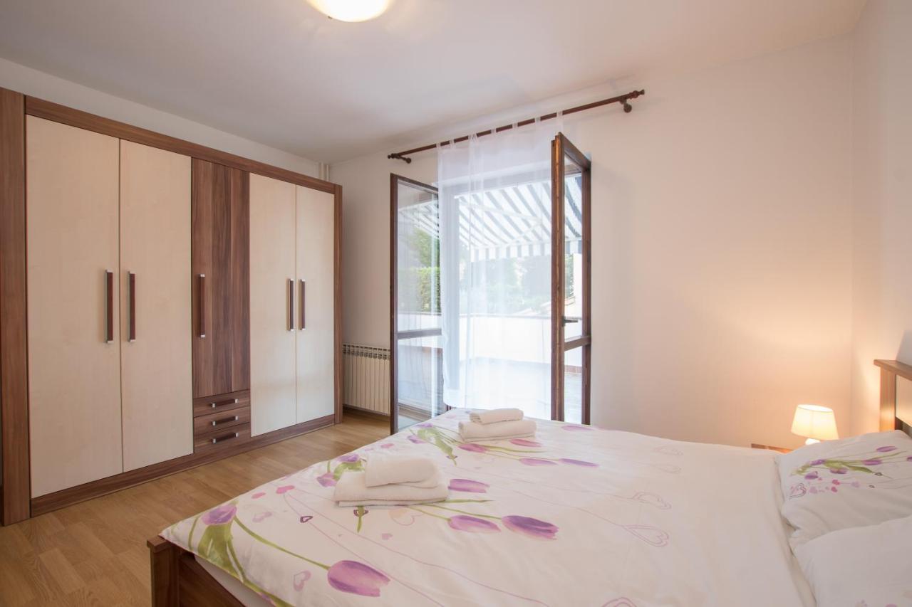 Apartments Nono Toni Poreč Exterior foto